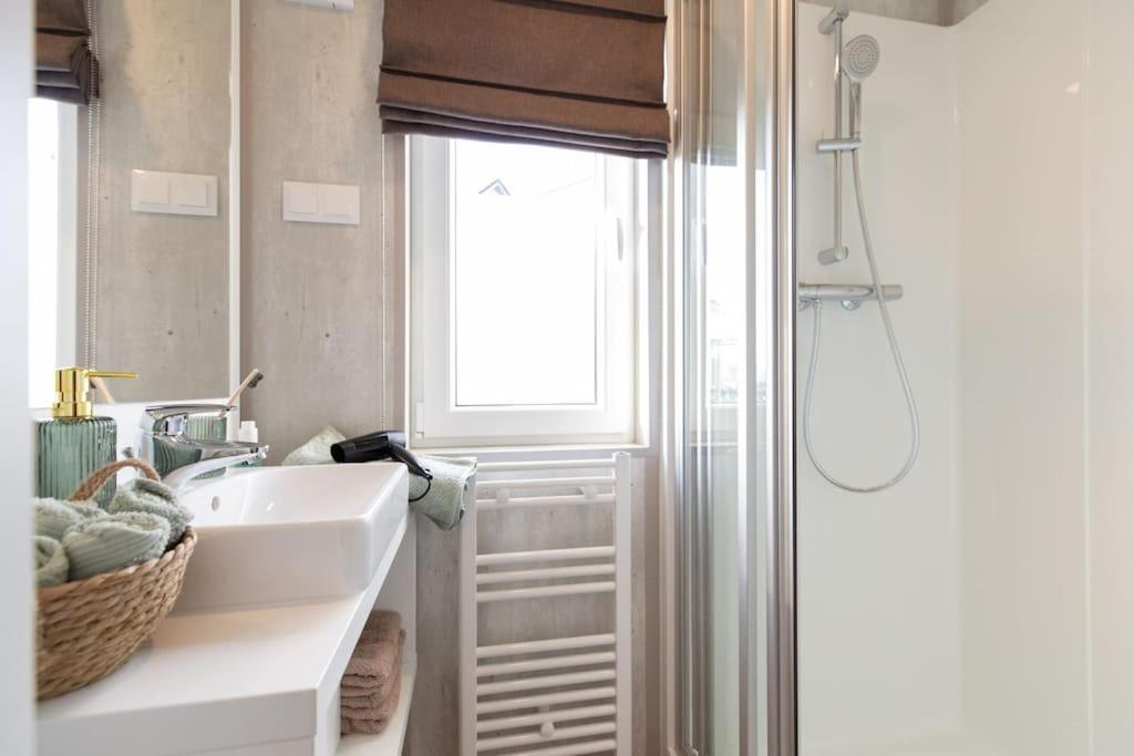 דירות Vilseck Gemuetliches, Voll Ausgestattes Tiny House מראה חיצוני תמונה